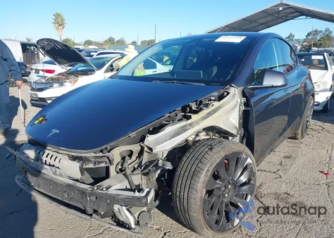 2022 Tesla Model Y Performance Dual Motor All-Wheel Drive из США, поврежденный, VIN 7SAYGDEF3NF405901